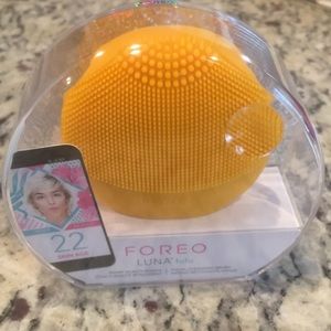 Foreo Luna Fofo Facial cleansing brush